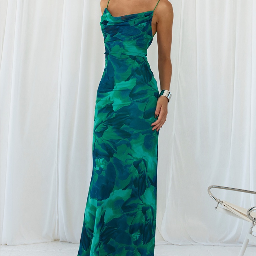 Chic Teal Floral Maxi Dress